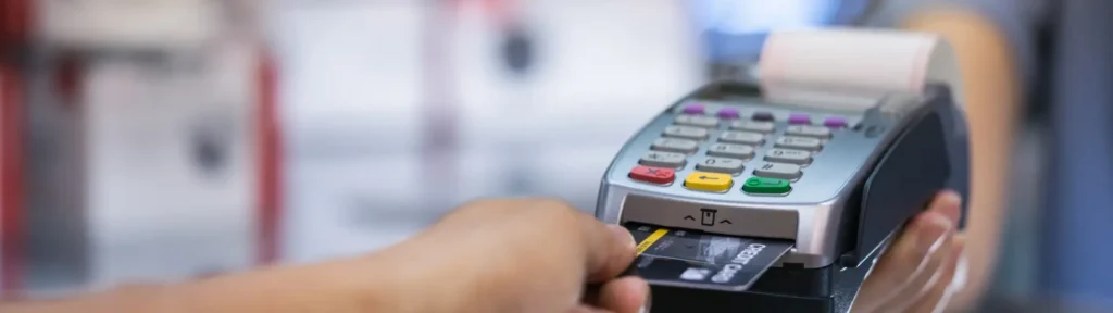 Saiba os benefícios do cartão de abastecimento para a gestão da sua frota.